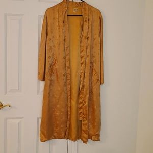 Vintage Barbara Lee Robe M tlc read